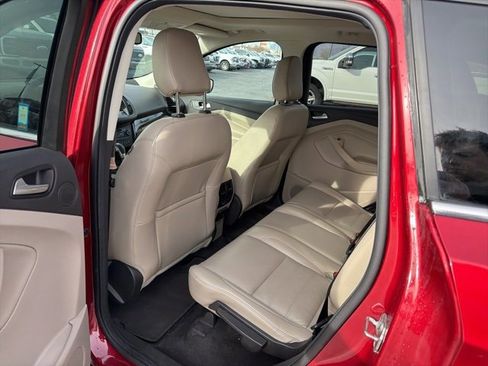 Used 2019 Ford Escape Titanium image 26