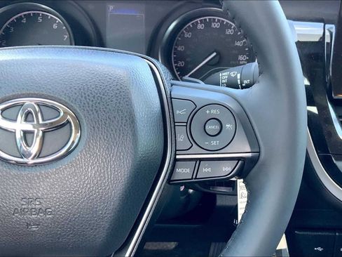 Used 2024 Toyota Camry SE image 23