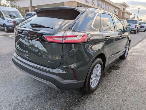 Certified 2024 Ford Edge SEL w/ Convenience Package image 4