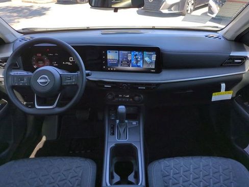 New 2026 Nissan Kicks SV image 12