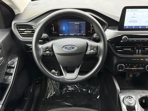 Used 2025 Ford Escape Active AWD/4WD image 14
