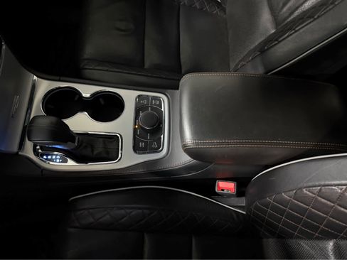 Used 2019 Jeep Grand Cherokee Summit image 23