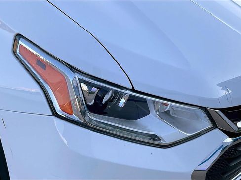 Used 2019 Chevrolet Traverse LS FWD image 26