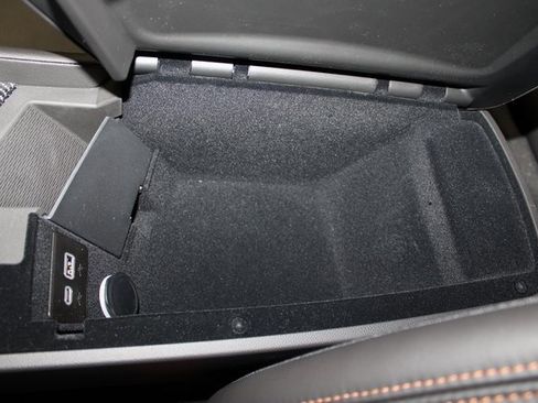 Used 2025 Cadillac CT5 V image 29