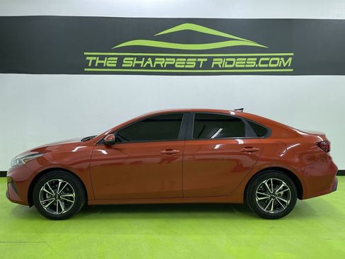 Used 2024 Kia Forte LXS w/ LXS Technology Package image 6