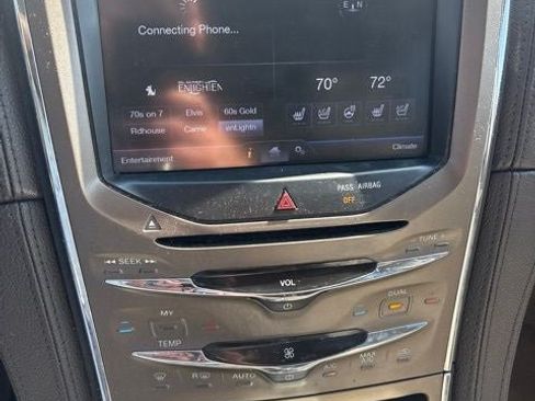 Used 2013 Lincoln MKX FWD image 17