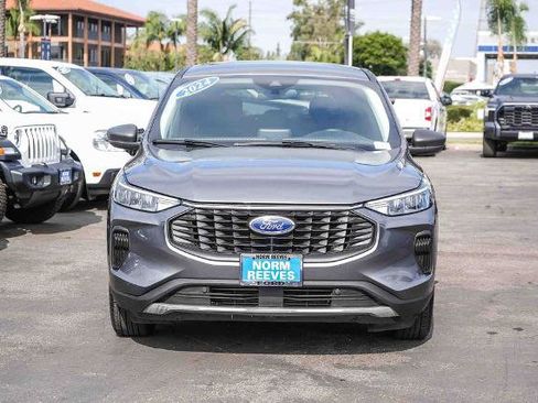Certified 2024 Ford Escape Active FWD image 2