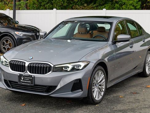 Used 2023 BMW 330i xDrive Sedan w/ Driving Assistance Package AWD/4WD image 3