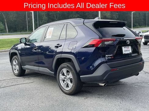 Used 2024 Toyota RAV4 XLE AWD/4WD image 3