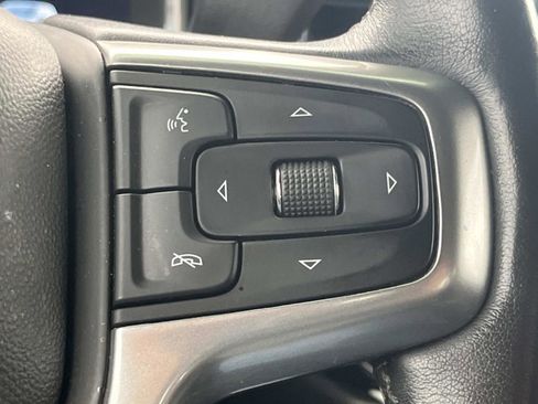 Used 2022 Chevrolet Silverado 1500 LT AWD/4WD image 27