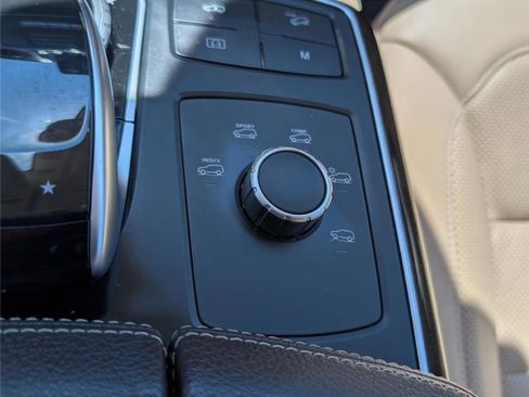 Used 2017 Mercedes-Benz GLS 450 4MATIC image 30