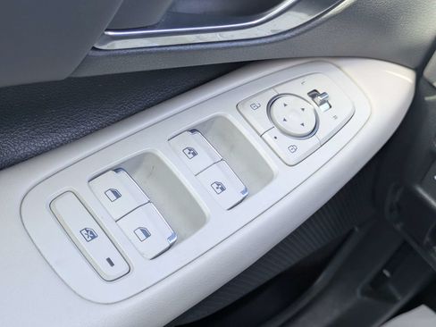 Used 2023 Hyundai Sonata SEL FWD image 11