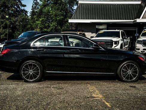 Used 2020 Mercedes-Benz C 300 4MATIC Sedan image 19