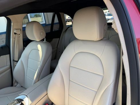 Used 2018 Mercedes-Benz GLC 300 4MATIC image 14