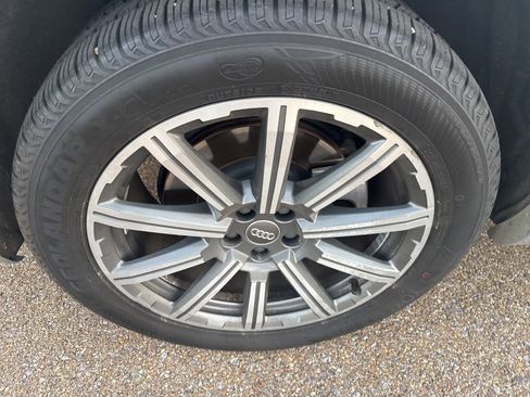 Used 2017 Audi Q7 2.0T Premium Plus image 10