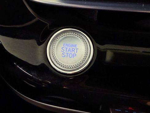 Used 2023 Genesis G80 2.5T image 27