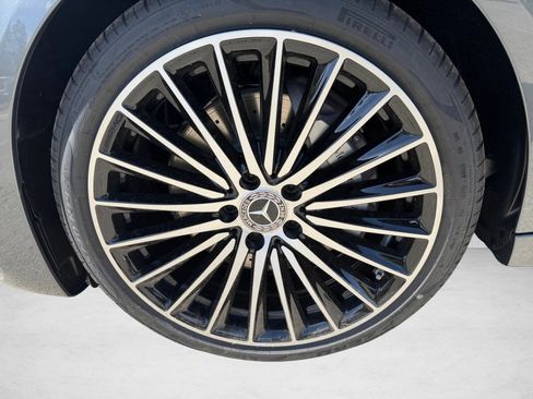 New 2026 Mercedes-Benz C 300 4MATIC Sedan image 9