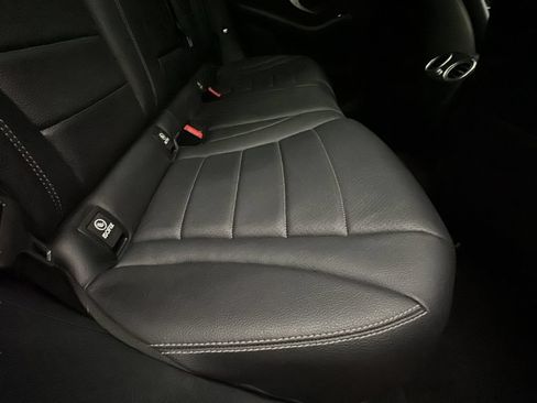 Used 2016 Mercedes-Benz GLC 300 4MATIC image 18