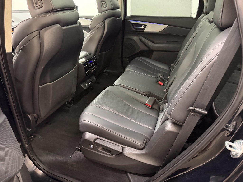 Certified 2024 Acura MDX w/ Technology Package AWD/4WD image 31