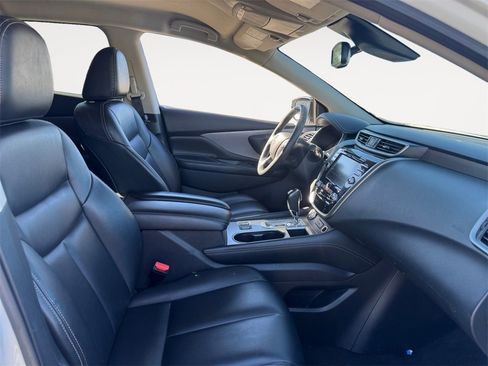 Used 2023 Nissan Murano SV image 15