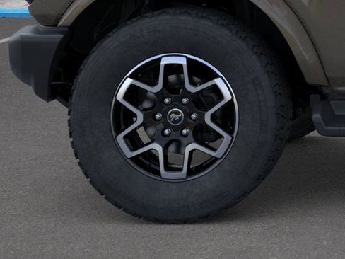 New 2025 Ford Bronco Outer Banks AWD/4WD image 21