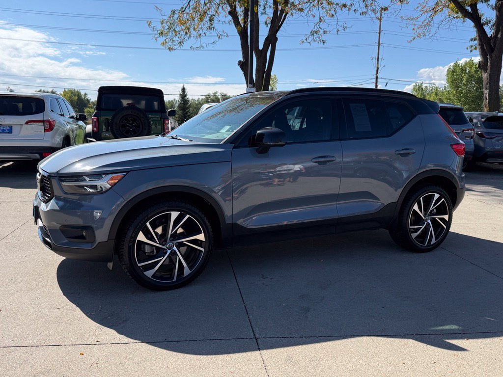 Used 2020 Volvo XC40 T5 R-Design w/ Protection Package Premier AWD/4WD image 7