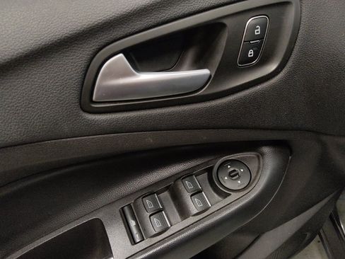 Used 2019 Ford Escape SEL image 27