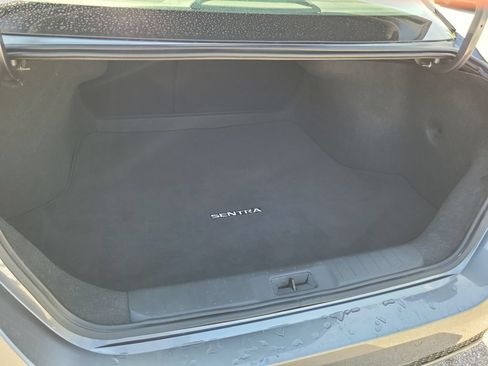 Used 2025 Nissan Sentra S FWD image 10