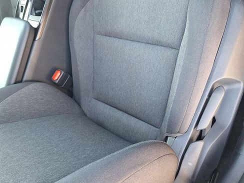 Used 2025 Toyota Camry SE image 27