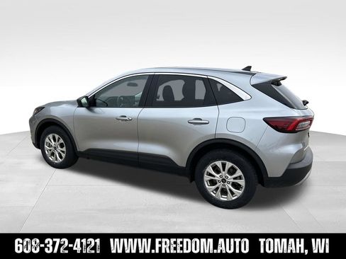 Used 2024 Ford Escape Active w/ Tech Pack #1 AWD/4WD image 3