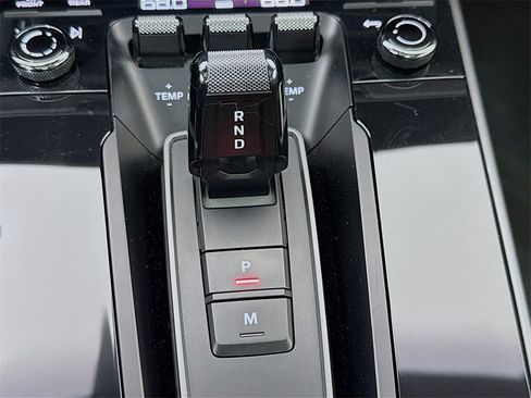 Used 2020 Porsche 911 Carrera S image 21