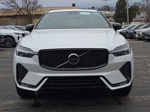 New 2026 Volvo XC60 B5 Plus w/ Climate Package AWD/4WD image 2