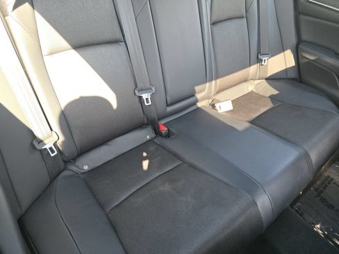 Used 2018 Honda Accord Sport image 28