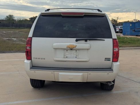 Used 2012 Chevrolet Tahoe LTZ image 6