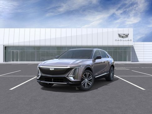 New 2025 Cadillac Lyriq Luxury AWD/4WD image 8
