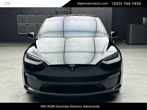 Used 2022 Tesla Model X image 10