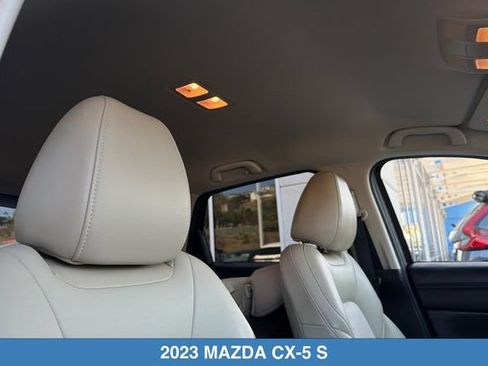 Used 2023 MAZDA CX-5 AWD 2.5 S w/ Select Package image 19