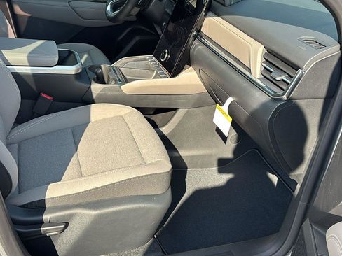 New 2026 GMC Terrain Elevation w/ Technology Package II FWD image 19