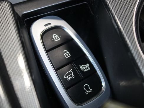 Used 2023 Hyundai Santa Fe SEL FWD image 32