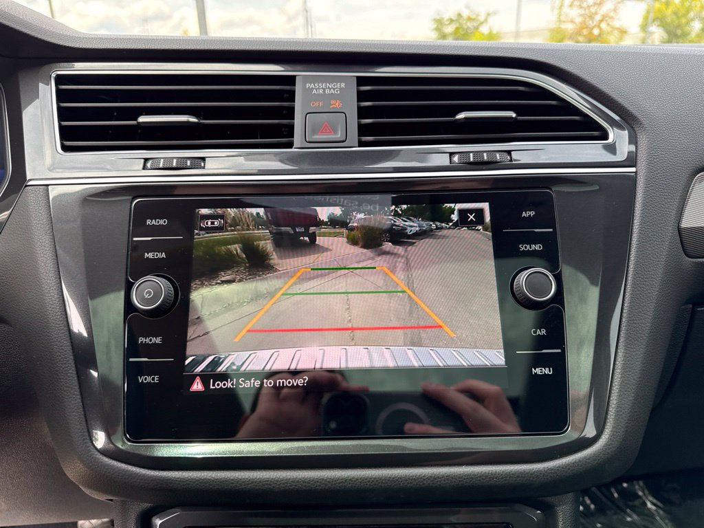 Certified 2022 Volkswagen Tiguan SE AWD/4WD image 19