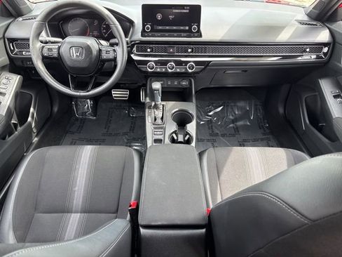 Used 2025 Honda Civic Sport image 13