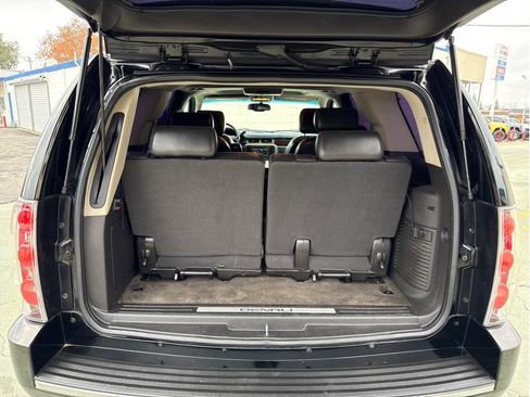 Used 2010 GMC Yukon Denali image 18