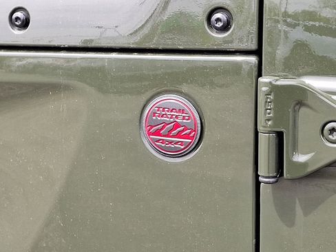 Used 2022 Jeep Wrangler Unlimited Rubicon w/ Steel Bumper Group image 33