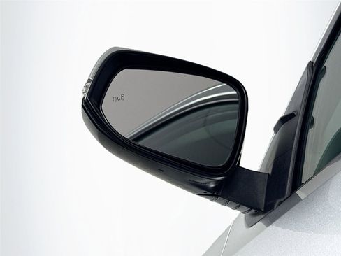 Certified 2022 Toyota Tacoma SR5 w/ Technology Package image 5