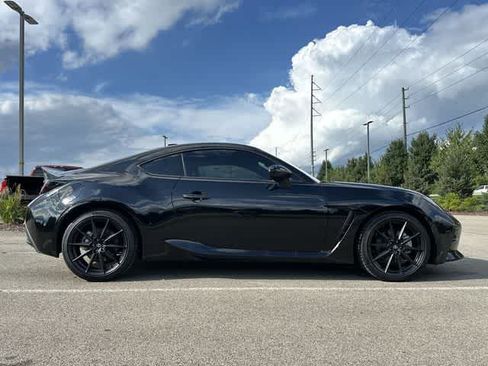 Used 2026 Toyota GR86 Premium w/ ALL Weather Mat Package (TMS) RWD image 3
