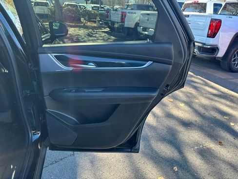 Certified 2025 Cadillac XT5 Premium Luxury image 28