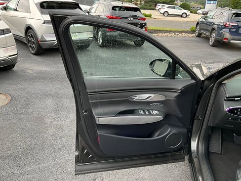 Used 2025 Genesis Electrified GV70 Advanced w/ Prestige Package image 26