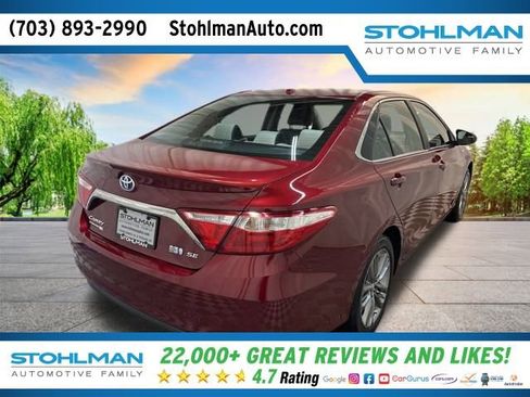 Used 2016 Toyota Camry SE image 4
