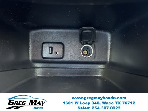 Used 2018 Chevrolet Equinox LT image 30