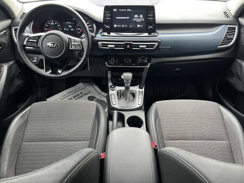 Used 2021 Kia Seltos S image 5